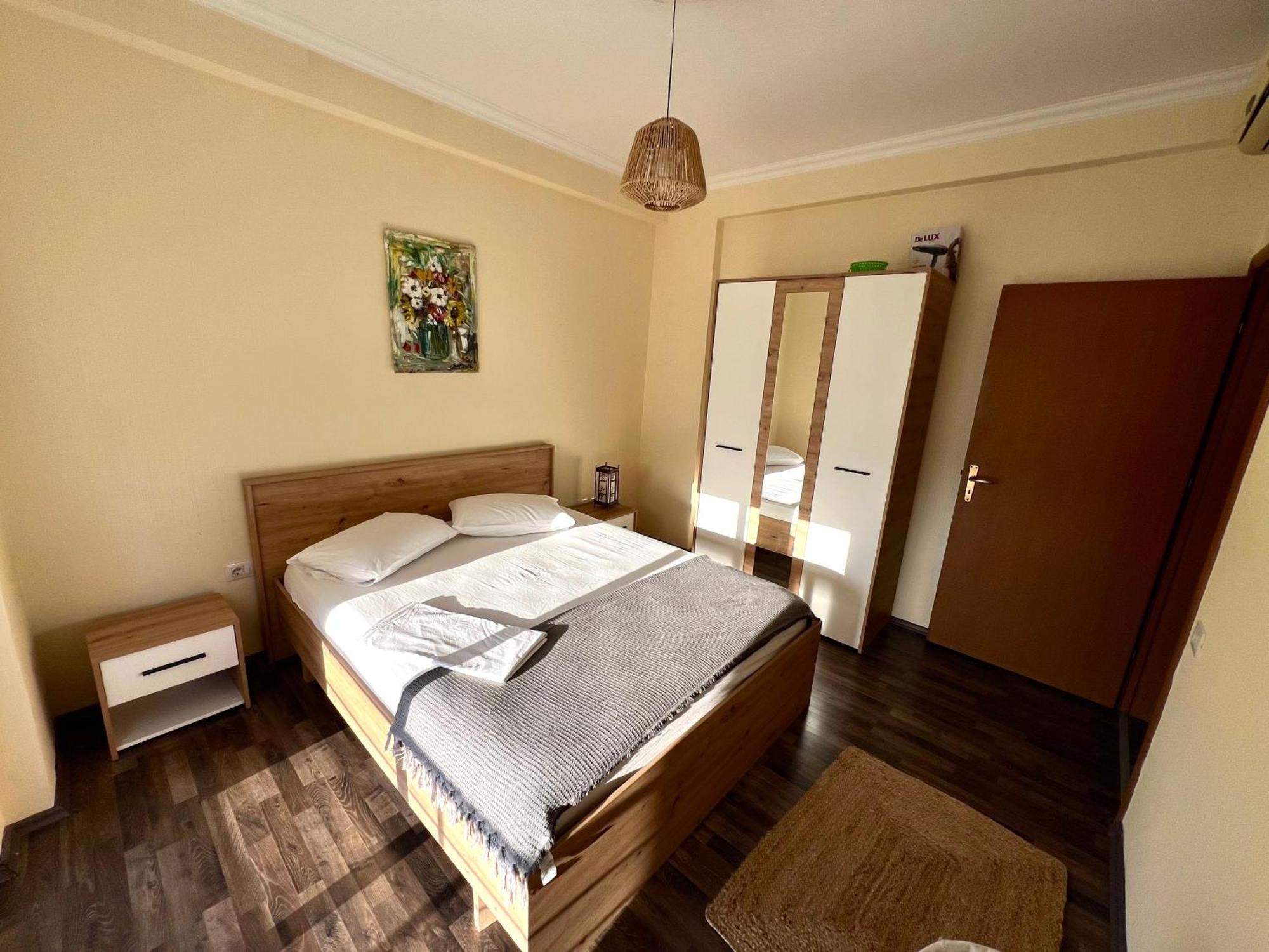 Urban 315 * Tirana